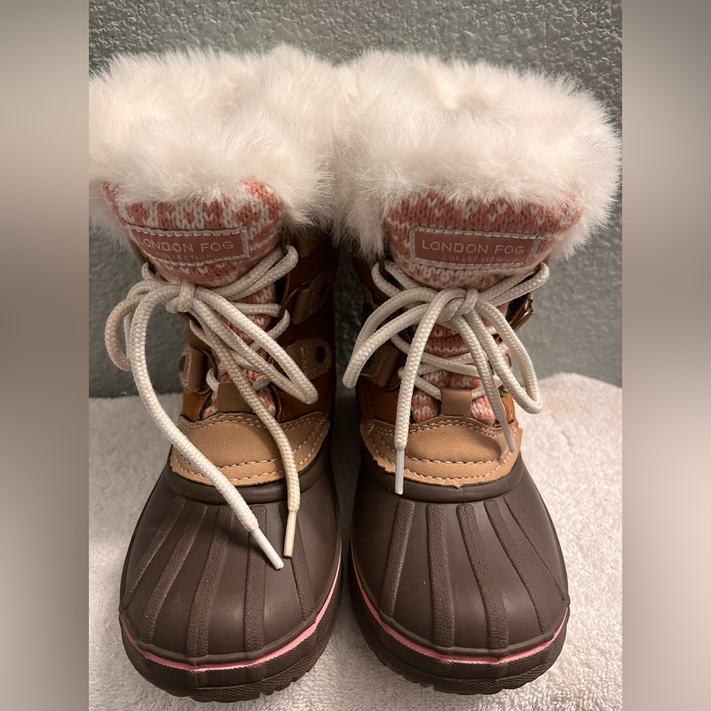 LONDON FOG LIKE NEW Brown and White Fur-Lined Winter Boots - Picture 6 of 11